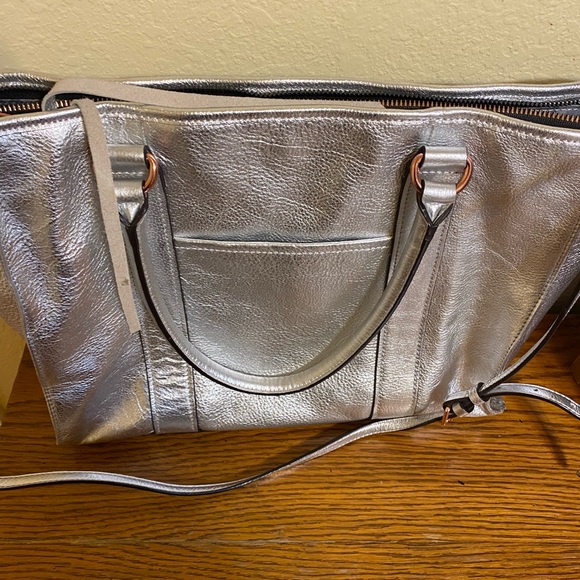 Gorgeous leather handbag - Picture 6 of 7